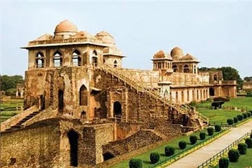 indore Ujjain Omkareshwar taxi